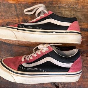 Vans Black and Pink Sneakers